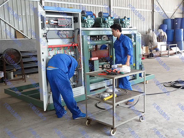企業(yè)工業(yè)冷水機(jī)組的安裝調(diào)試 